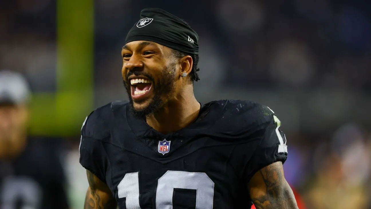 Dolphins rekrut CB Jones setelah Burns cedera ACL