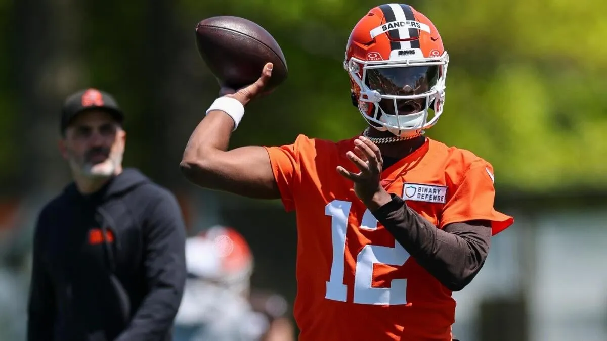 Memprediksi Kapan Cam Ward, Shedeur Sanders, dan Quarterback Rookie Lainnya Akan Debut di NFL